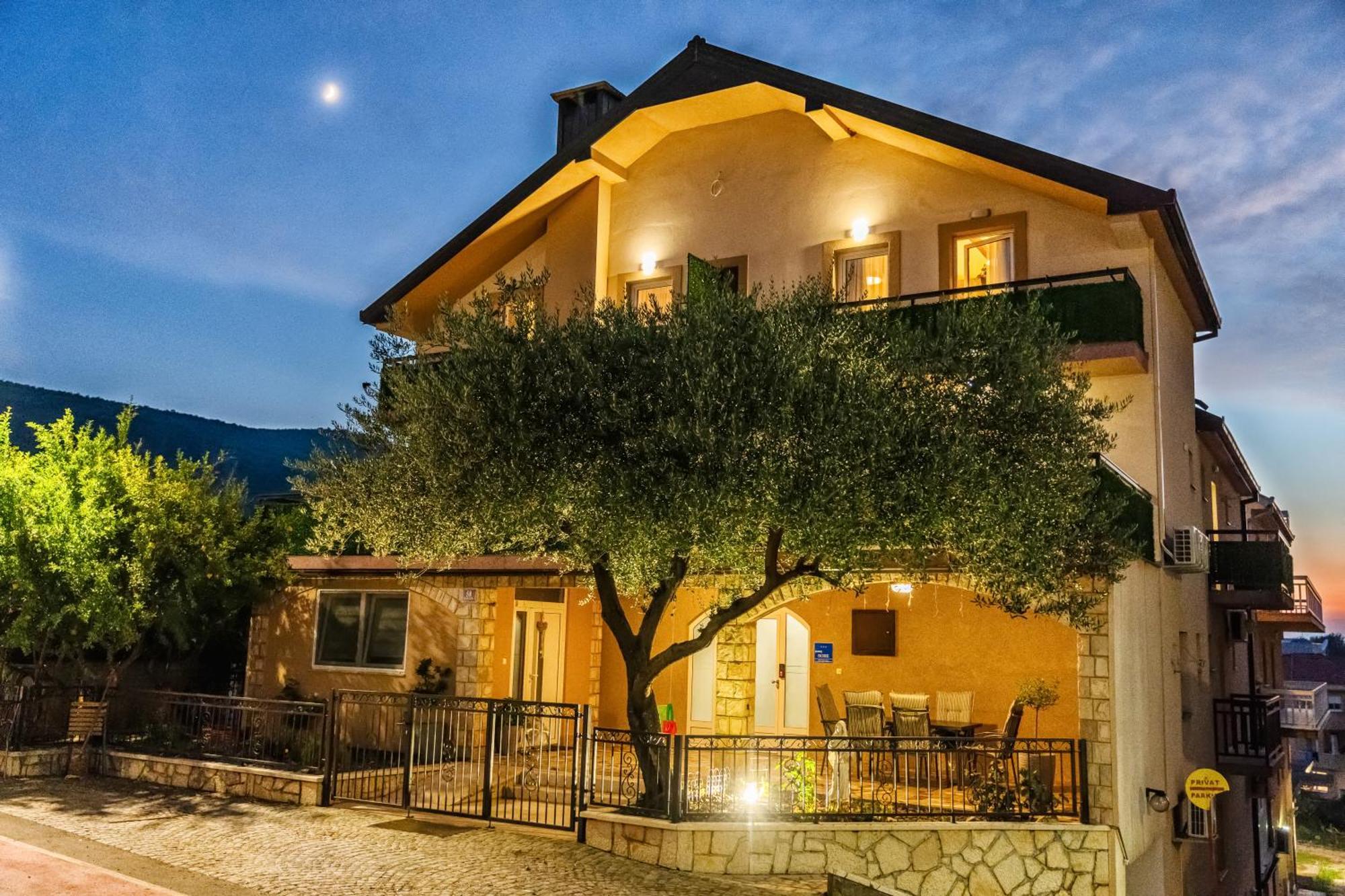 Apartman Apparition Hill